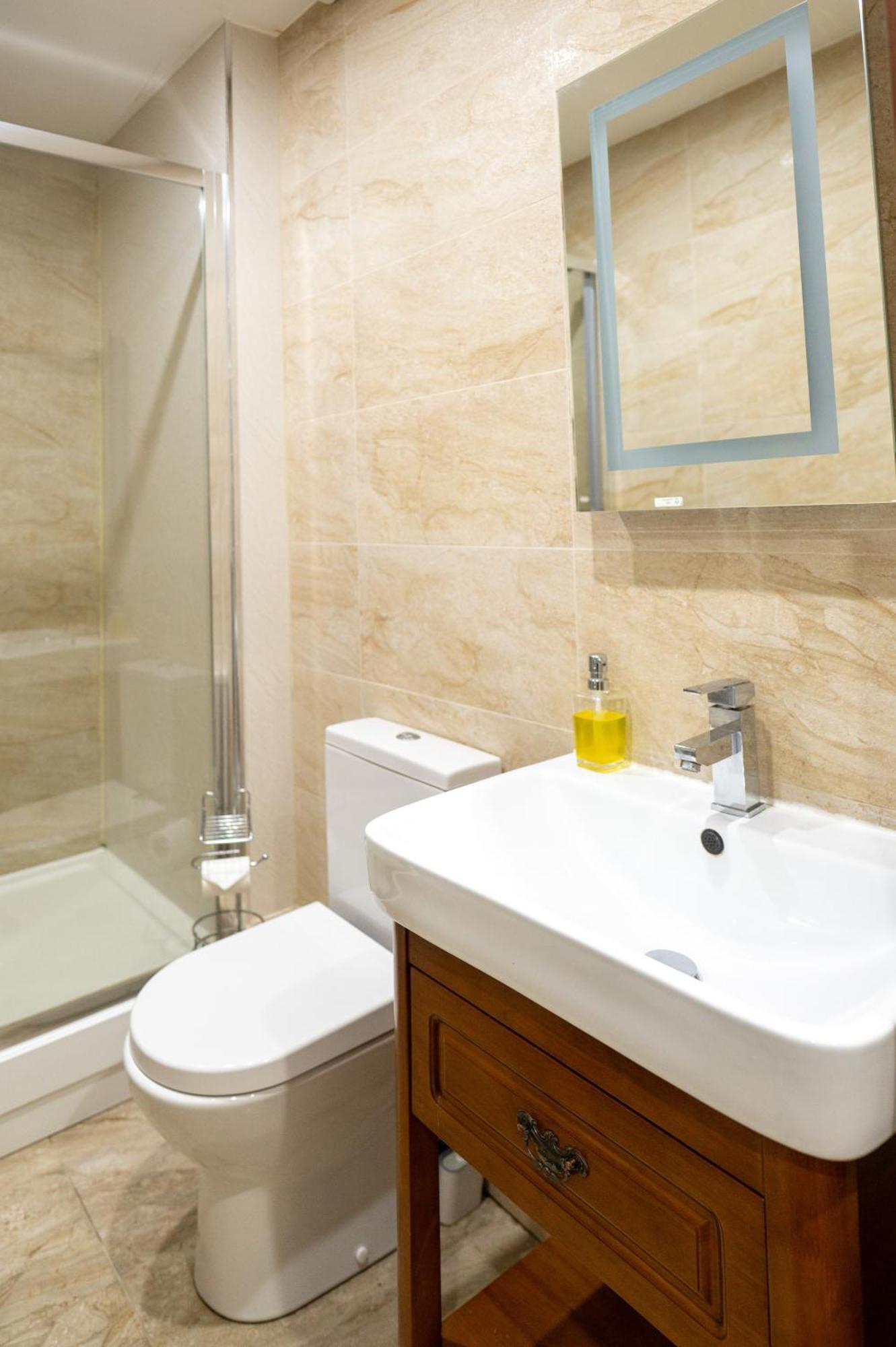 Apartamento Reef7 - Modern Flat, 5 Mins From Beach, Centre And International Centre Bournemouth